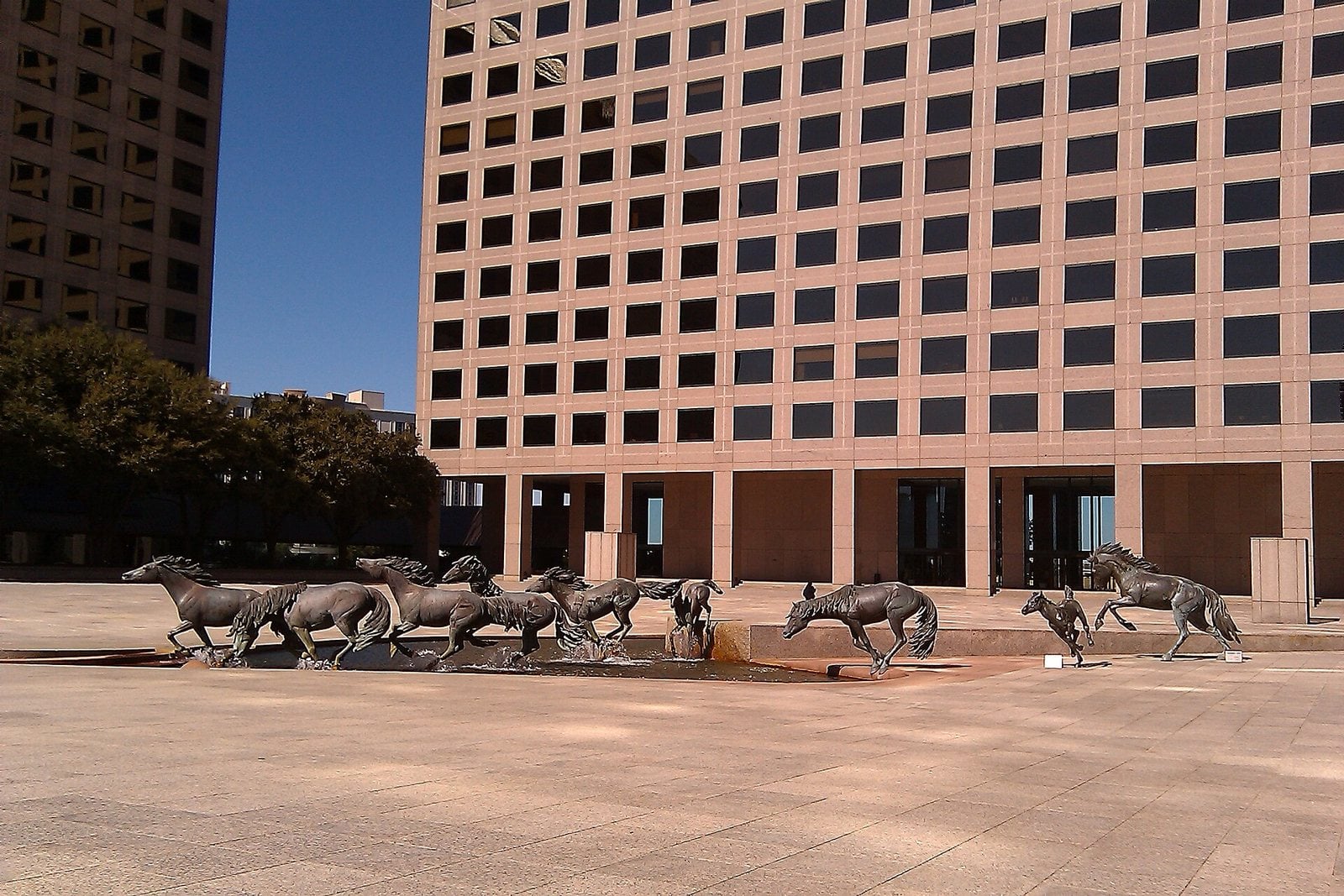 The Mustangs of Las Colinas bronze sculpture in Williams Square, Irving, Texas
